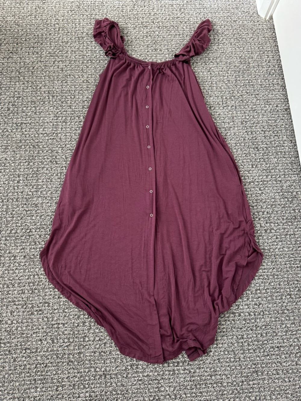 Kindred Bravely Ruffle Strap Labor & Delivery Gown (NWOT)